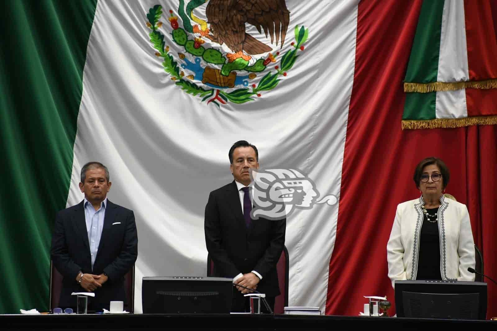 Congreso de Veracruz guarda minuto de silencio por Miguel Barbosa