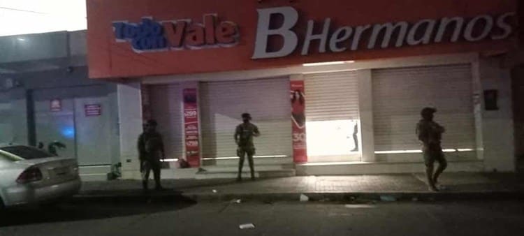 Roban zapatería en el sur de Veracruz; se llevan hasta mercancía