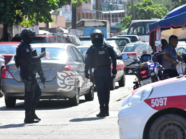 Por compras decembrinas, intensifican vigilancia en el Centro de Coatzacoalcos