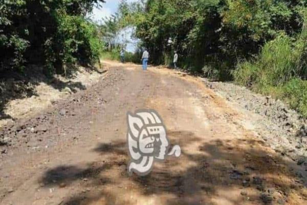 En Moloacán, le tumban la puerta y roban su casa