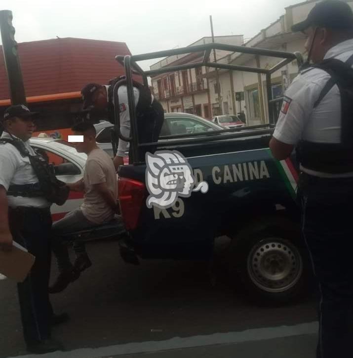 Detienen a presunto fardero en tienda departamental de Orizaba