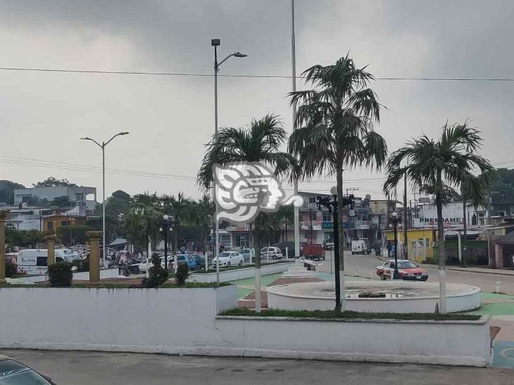 ¡No otra vez! Perciben fuerte olor a químico en Villa Cuichapa