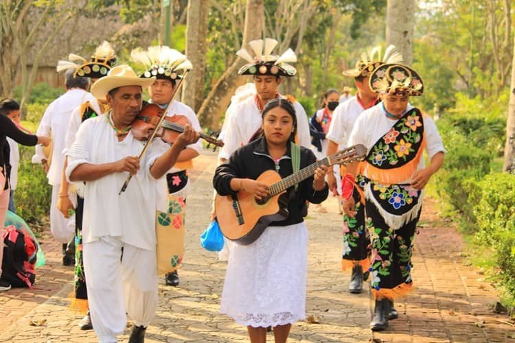 En Papantla, realizan muestras de trabajos en Centro de las Artes Indígenas