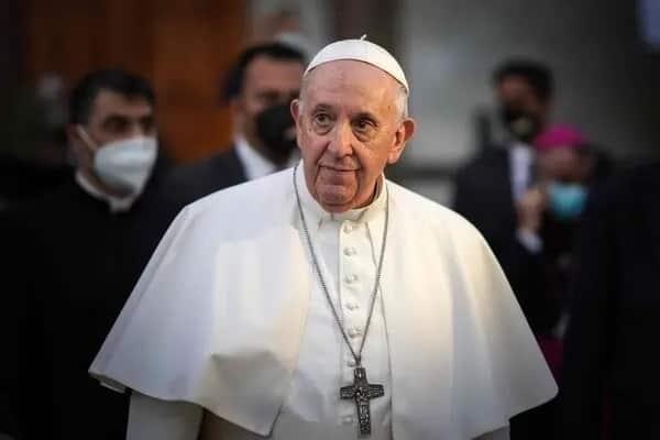 “La homosexualidad no es un delito”: Papa Francisco