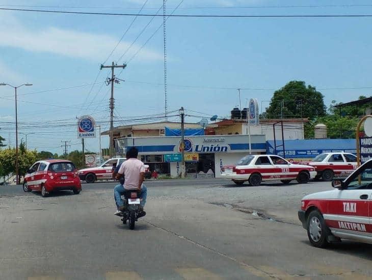 Rechazan que haya aumento en la tarifa de taxis en Jáltipan