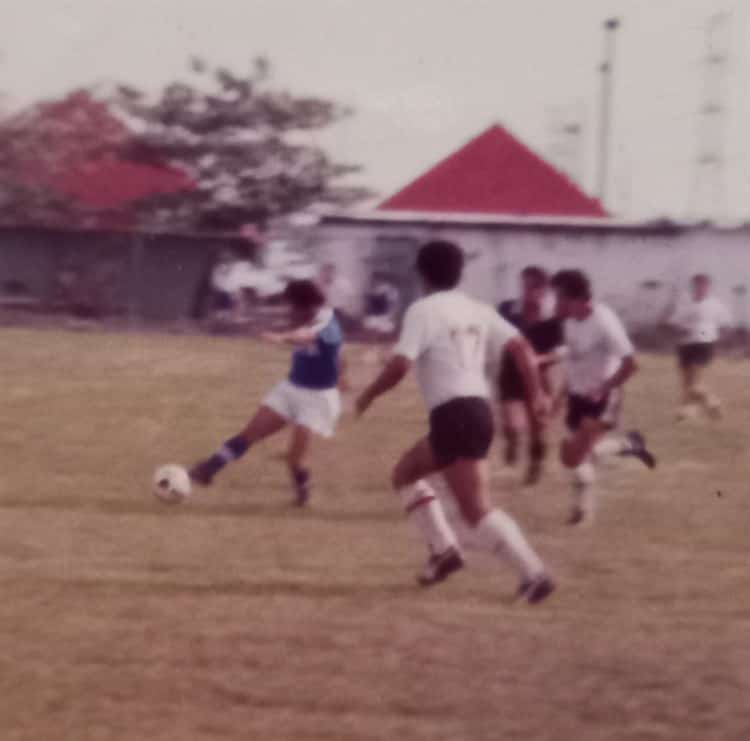 Andrés Uscanga, a sus 60 años es un icono del fútbol en Medellín de Bravo; hoy es un máximo goleador