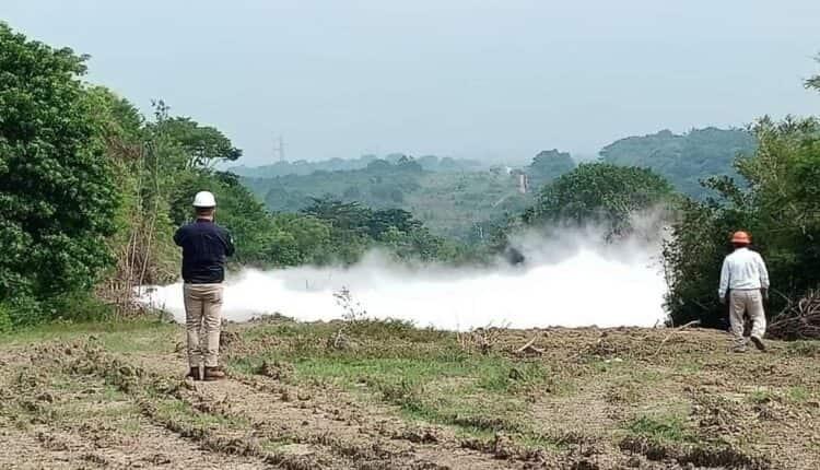 Desconocen si Pemex dará mantenimiento a ductos tras fuga de etano en Agua Dulce