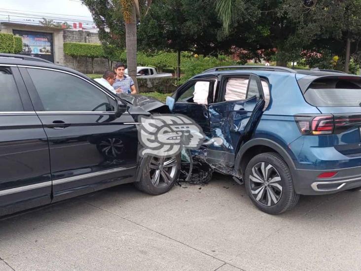 4 heridos, saldo de accidente en bulevar Tratados de Córdoba