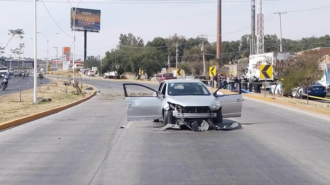 Padre e hijo pierden la vida arrollados en León, Guanajuato