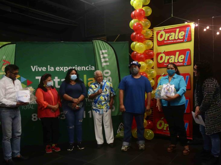 ¡Llegó el Pavo! Diario Órale premia lealtad de sus lectores (Video)