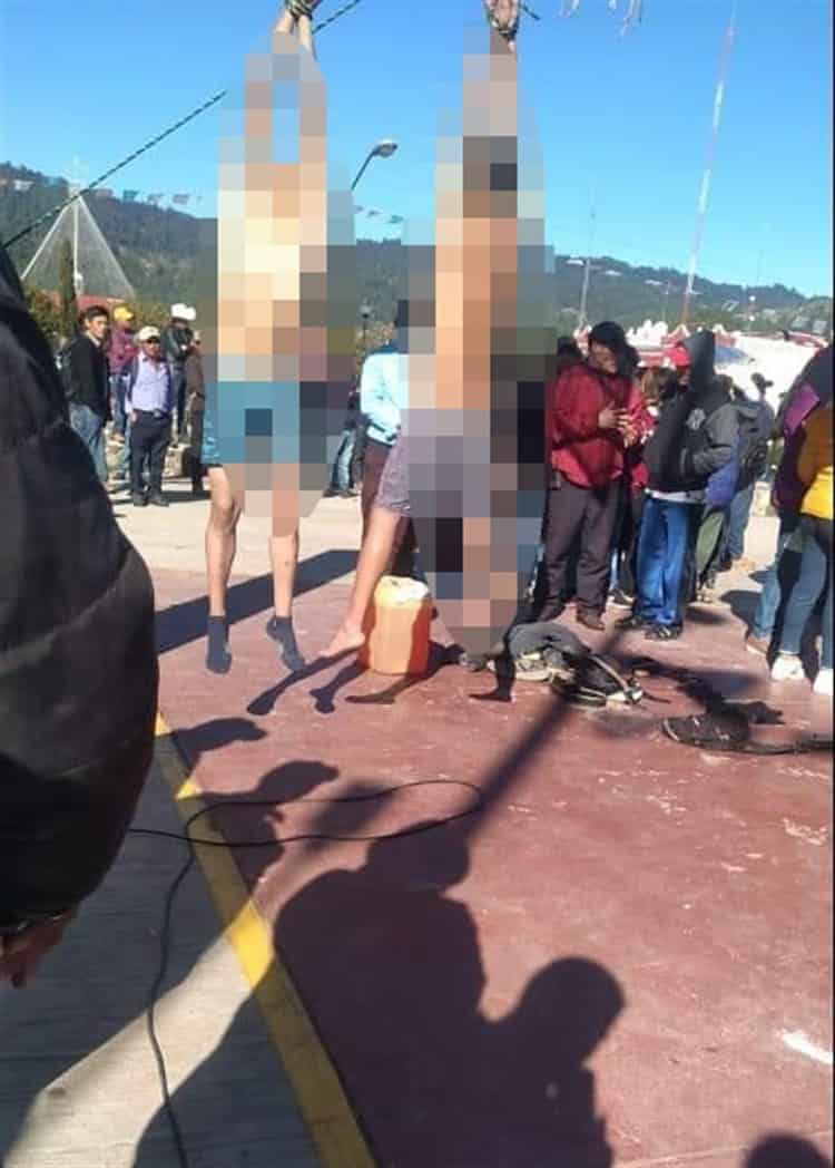 Cuelgan y amenazan con quemar a 4 asaltantes en Chiapas (+Video)