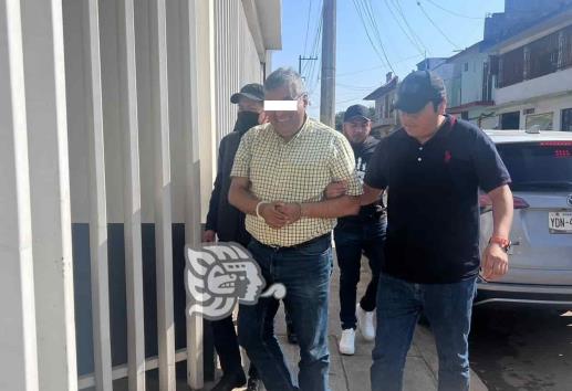 Destituyen a contralor del IVAI; continuará proceso en libertad