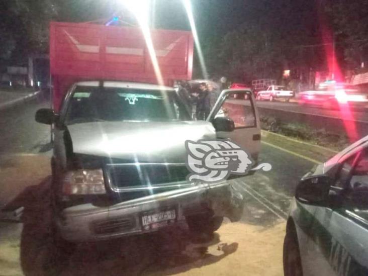 Fuerte choque entre tres vehículos en el bulevar Banderilla