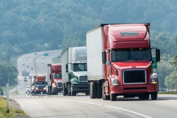 En Veracruz, se registran en promedio 35 robos diarios a unidades de transporte de carga