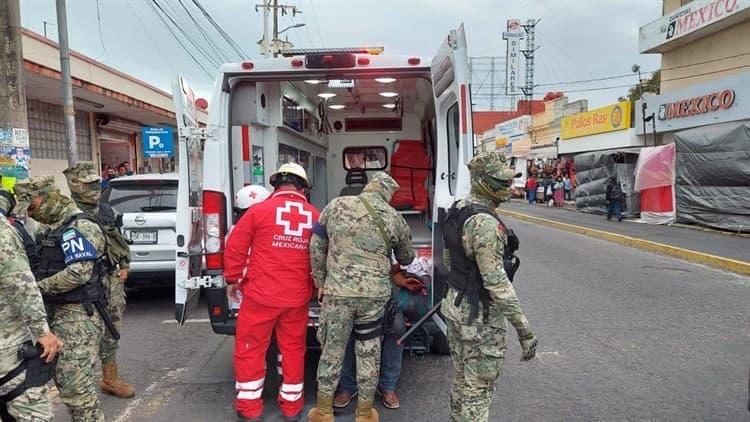 Por pedir su cambio, termina golpeado en el Centro de Veracruz