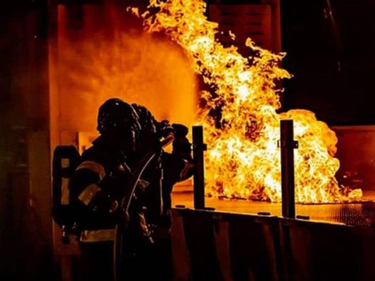 Bombero resulta herido luego de atender incendio en Veracruz