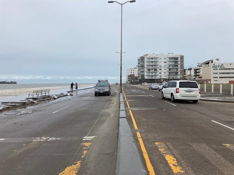 Abren circulación en bulevar Ávila Camacho en Boca del Río