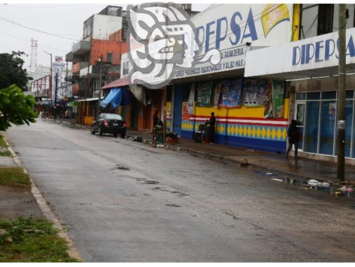 Fría y solitaria Navidad en calles de Coatzacoalcos