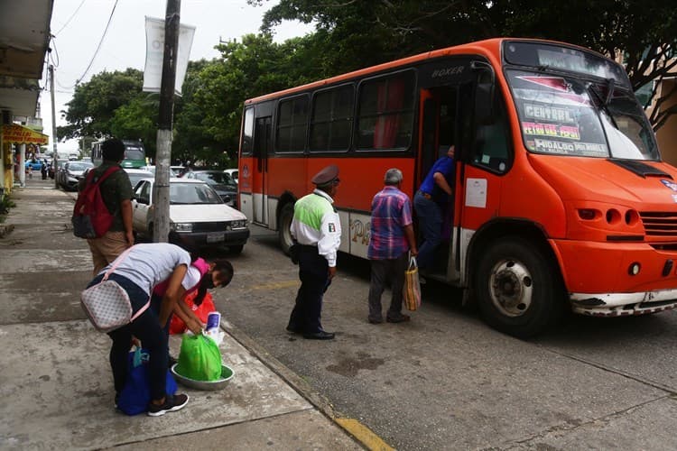 Fría y solitaria Navidad en calles de Coatzacoalcos