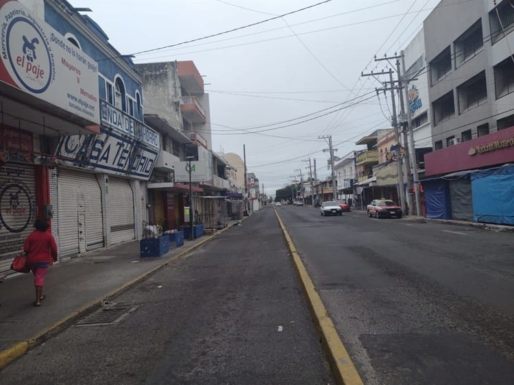 Poca afluencia de personas este domingo en el centro de Veracruz