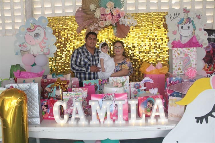 Camila Guadalupe cumple su primer añito de vida