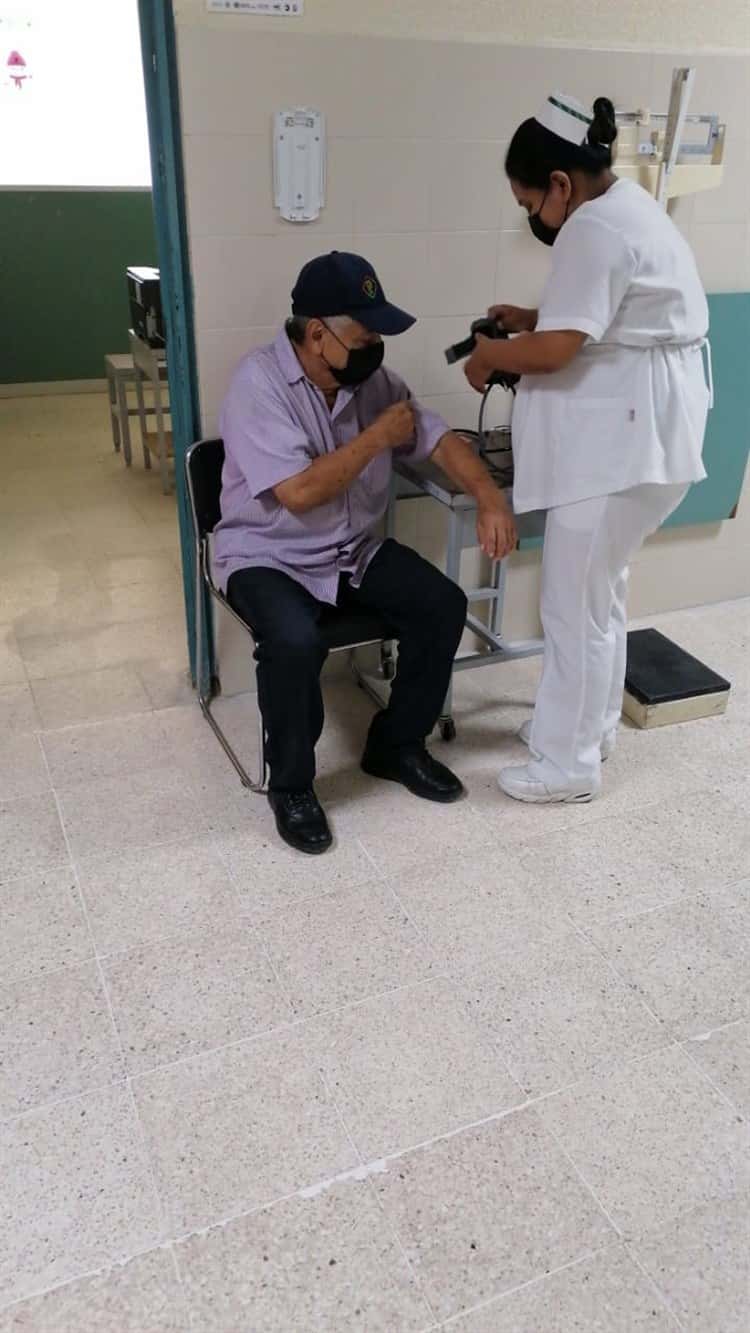 Hace IMSS Veracruz Sur recomendaciones a pacientes crónico degenerativos