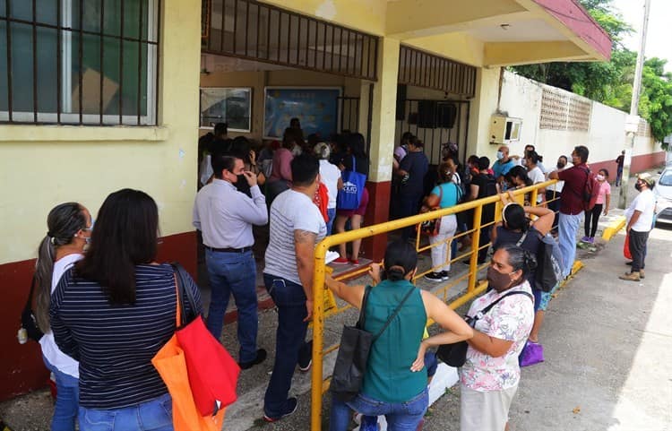 Padres y maestros, guardianes escolares durante vacaciones (+Video)