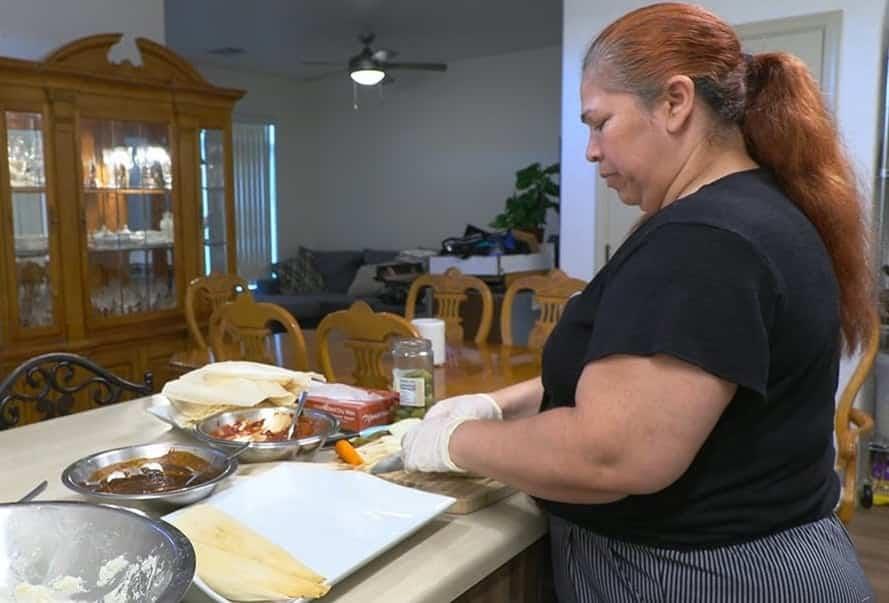 Imelda, proveedora oficial de tamales del Super Bowl 2023