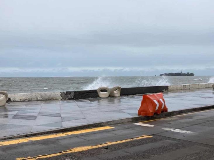 Riesgo de socavón en Bulevar de Boca, urgen rompeolas