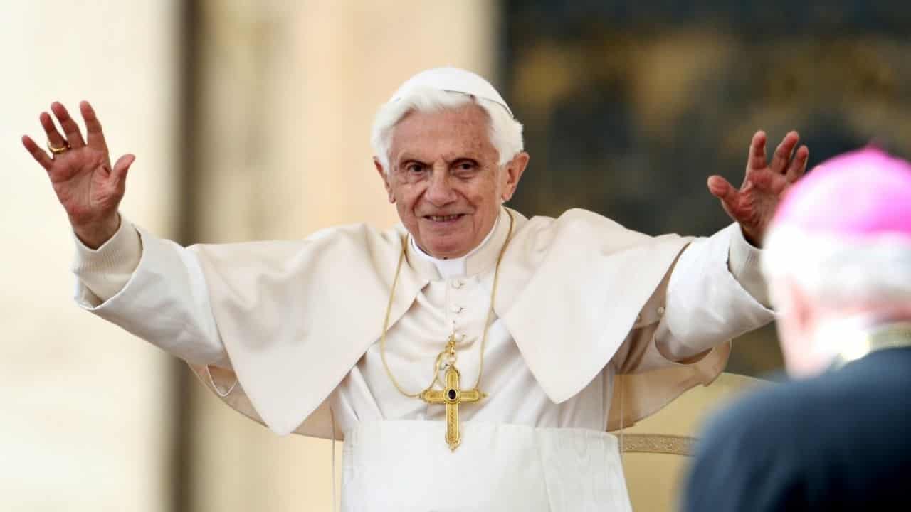 ¿Qué pasa si fallece Benedicto XVI? Esto haría el Vaticano