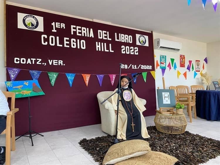 Todo un éxito la Primera Feria del Libro del colegio Hill