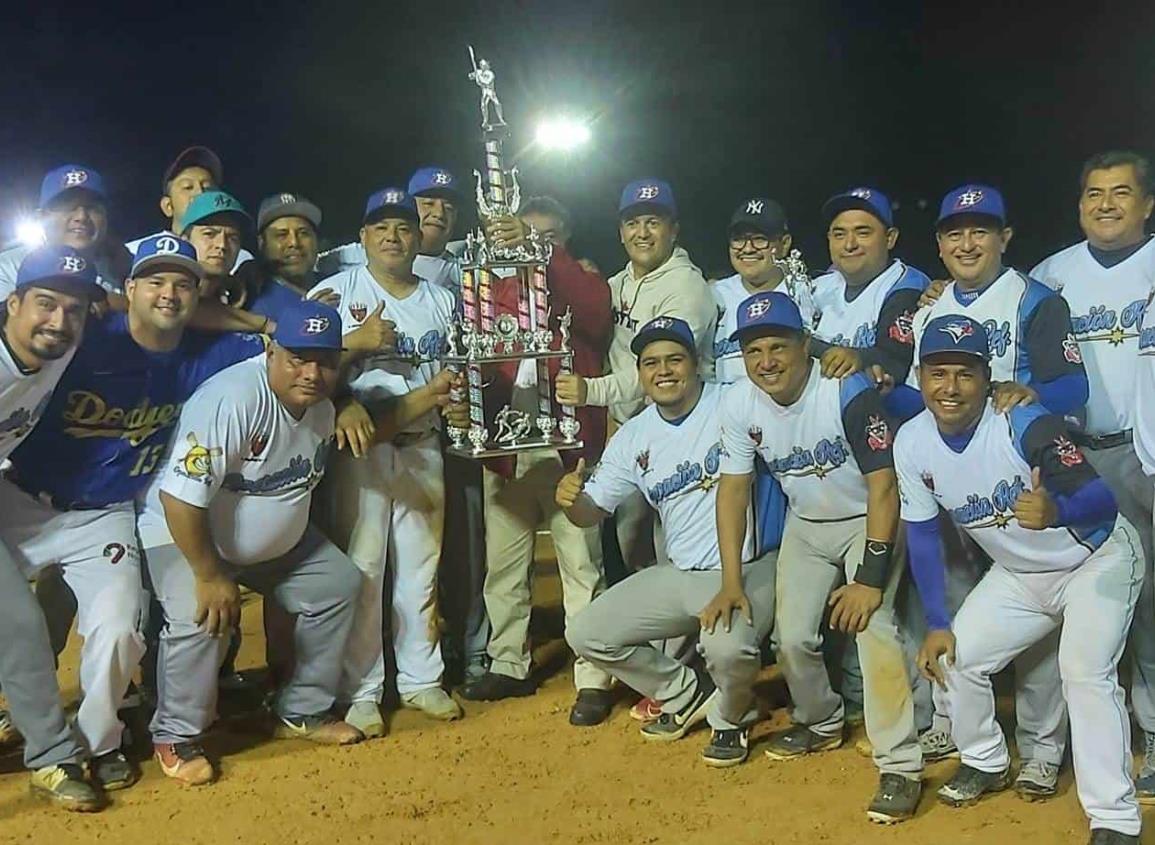 Hidros cierre el año con el título en Mina