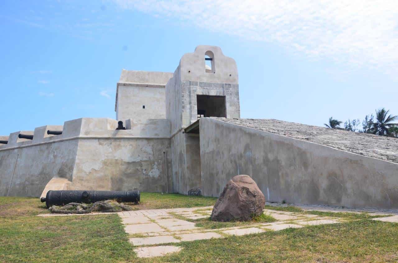 Baluarte de Santiago en Veracruz, inversión de 5 mdp tirados a la basura