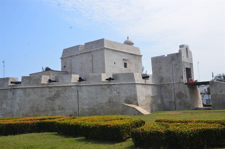 Baluarte de Santiago en Veracruz, inversión de 5 mdp tirados a la basura