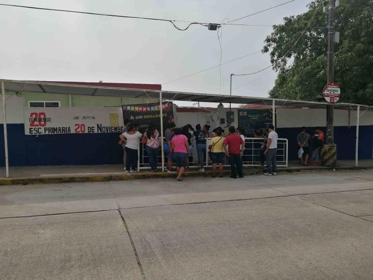 Desinformación, motivo de confusión en La Escuela Es Nuestra