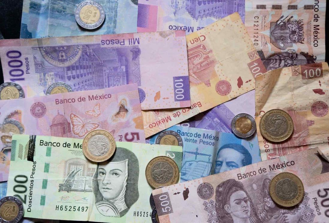 Peso mexicano rompe la barrera de las 19 unidades por dólar; está en 18.95