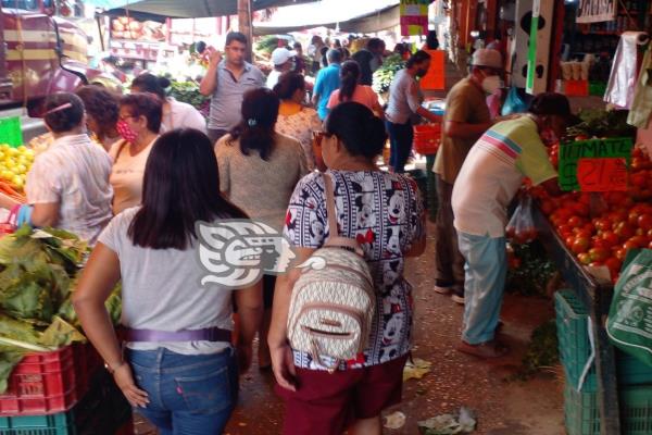En víspera de año nuevo, compras de pánico en Coatzacoalcos