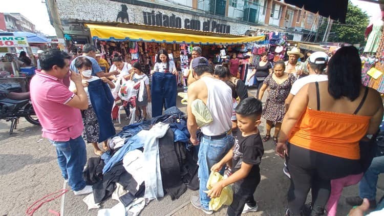 Centro de Veracruz, abarrotado por compras de última hora