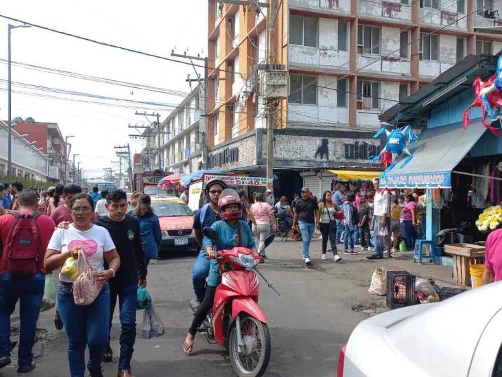 Centro de Veracruz, abarrotado por compras de última hora