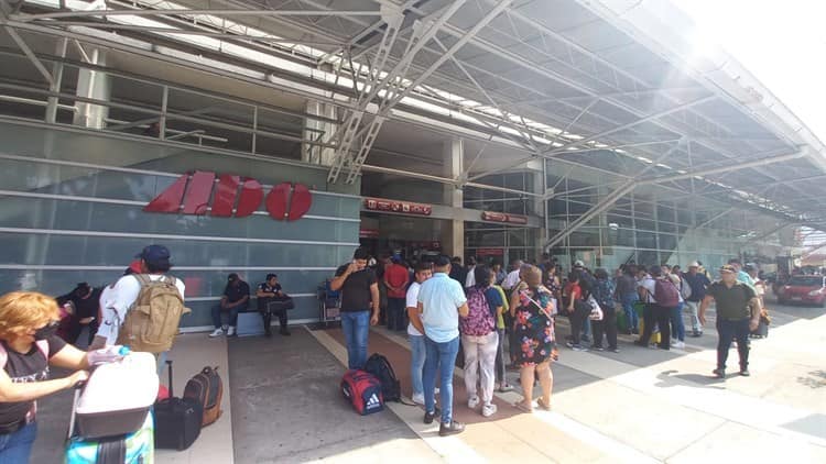 Baja movimiento en Terminal de Veracruz tras Año Nuevo