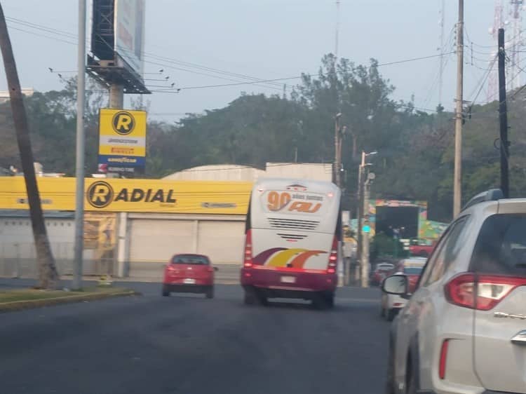 Pocos camiones circulan durante las primeras horas del 2023 en Veracruz