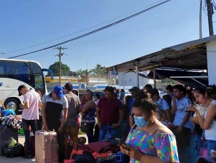 Éxodo masivo de jaltipanecos hacia las ciudades del norte de México