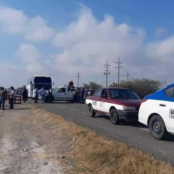 Bloquean más de 10 horas límites de Oaxaca con Veracruz