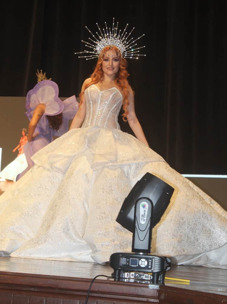 Concluyen Congreso de Alta Moda con pasarela