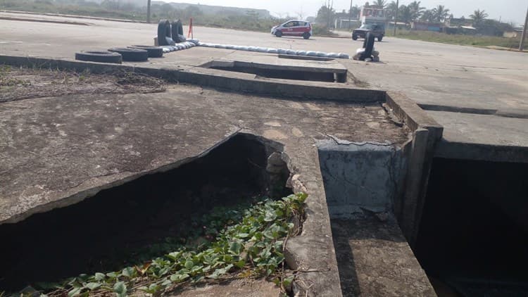 Sin reparar novena etapa del malecón en Coatzacoalcos