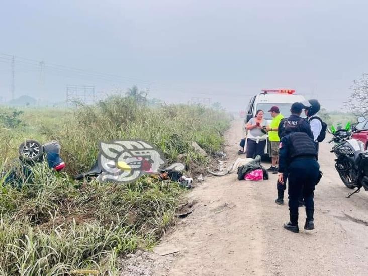 Familia originaria de León,  se volcó en la carretera de Las Matas del sur de Veracruz