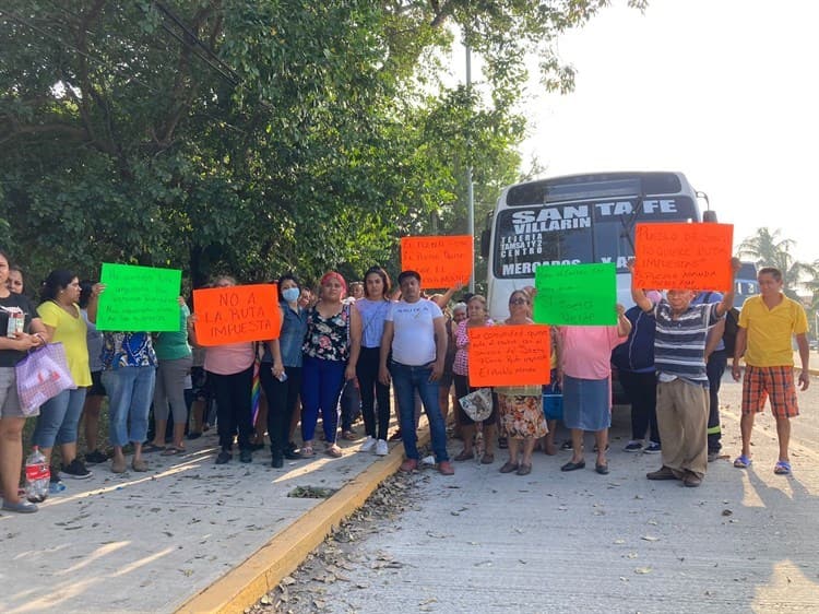 Pobladores de Santa Fe piden salida de la ruta 92 de transporte público; acusan pésimo servicio(+Video)