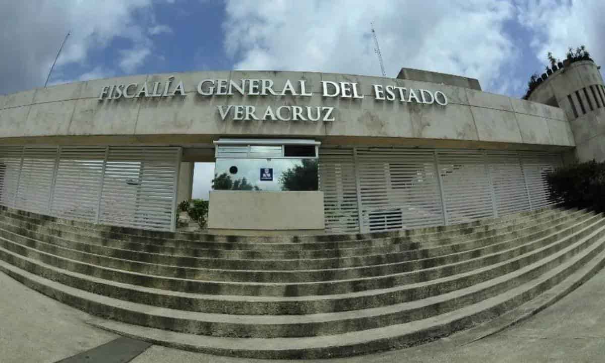 Fiscalía de Veracruz, primer órgano autónomo en comparecer este 2023 ante el Congreso