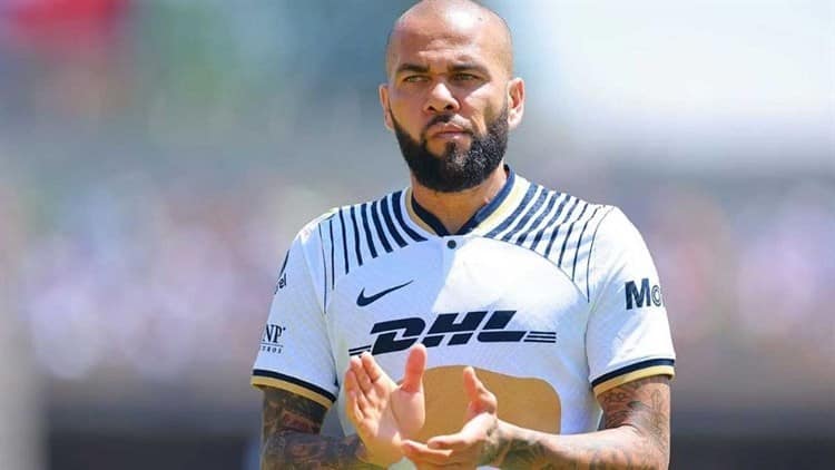 En problemas jugador de Pumas Dani Alves