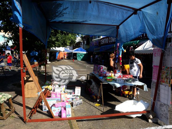 Listos en Coatzacoalcos para ventas de Reyes Magos(+Video)